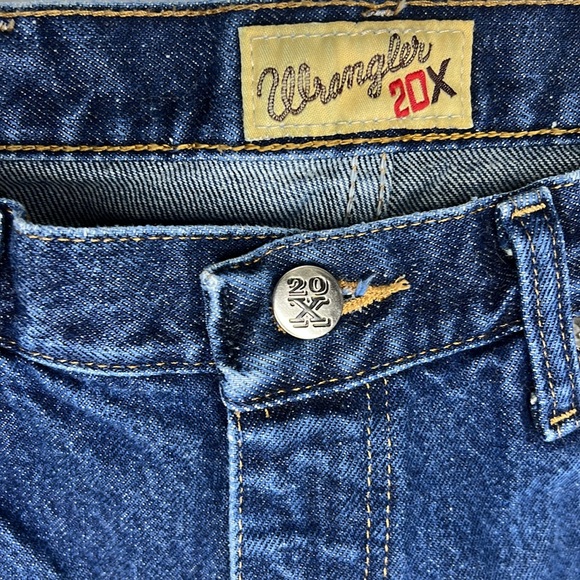 Wrangler 20X Relaxed  Fit Jeans Size 32x37 - Picture 6 of 10
